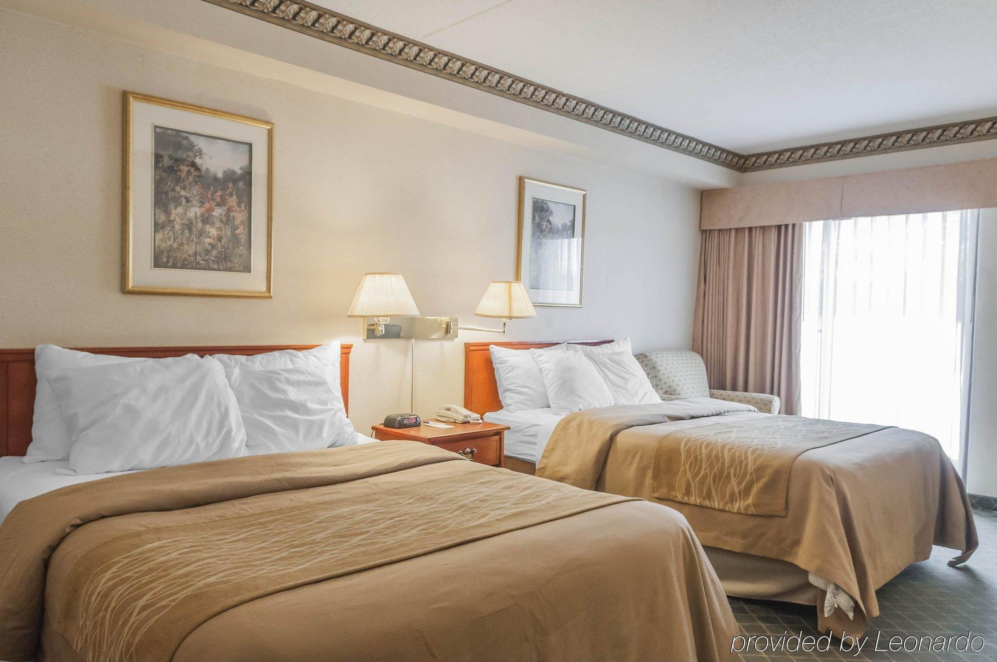 Comfort Inn Meadowvale Mississauga Exterior foto